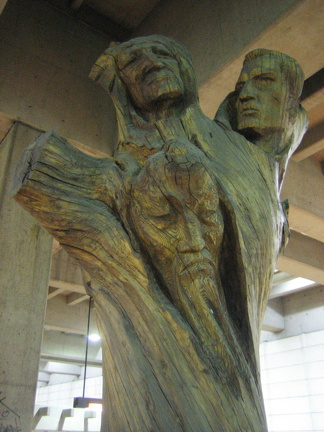 Montréal - Métro Lionel-Groulx, l&#039;Arbre de Vie - 20050306[1]
