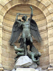 paris st michel 02