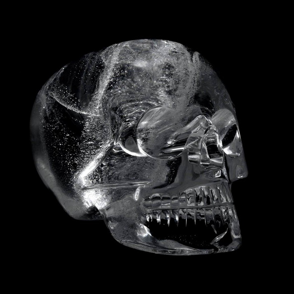 Redimensionnement de crystal-skull1.jpg