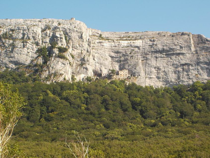 image023